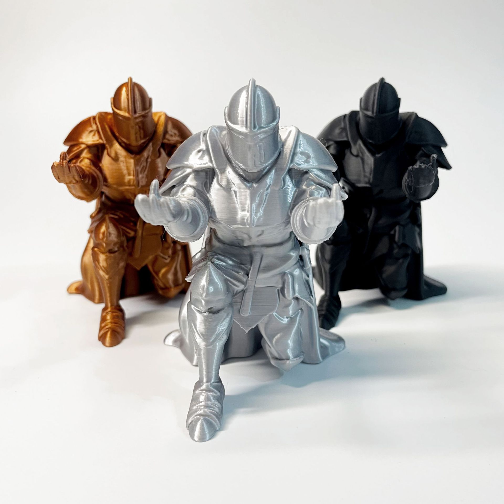 3D Printing Knight Armor - Подставка для ручек в виде рыцарского